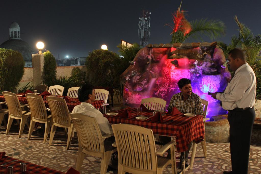 Hotel Kohinoor Plaza Aurangabad  Zewnętrze zdjęcie