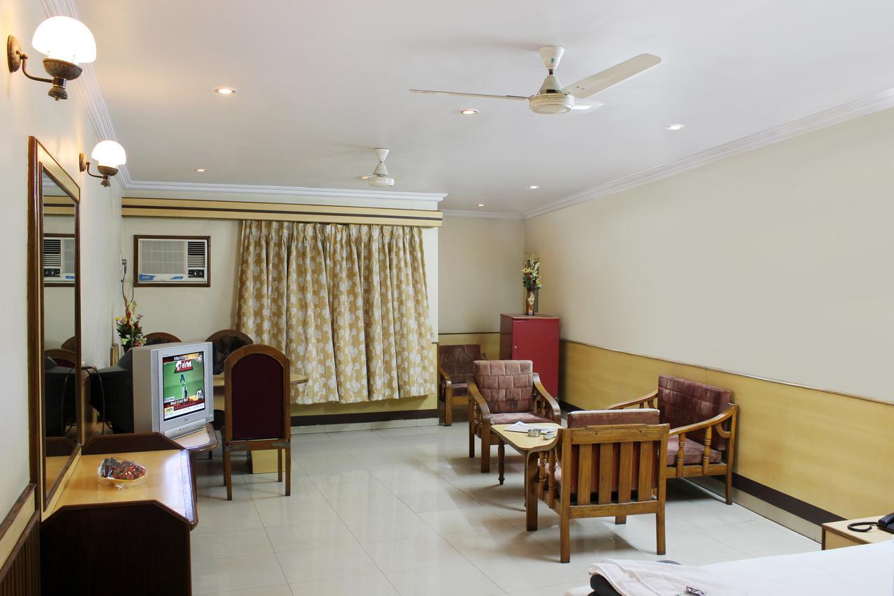 Hotel Kohinoor Plaza Aurangabad  Pokój zdjęcie